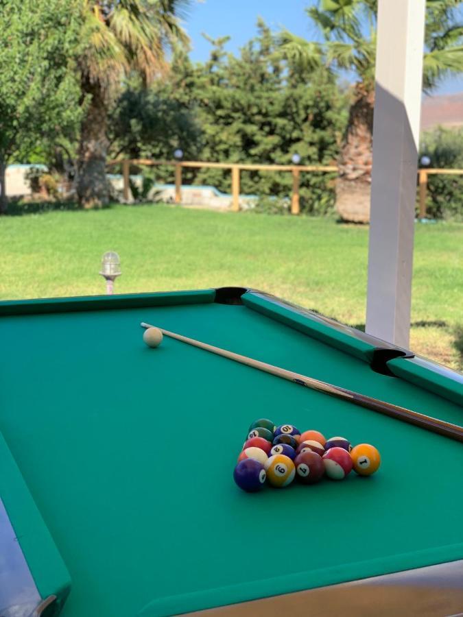 Luxury Villa Karteros Bagian luar foto