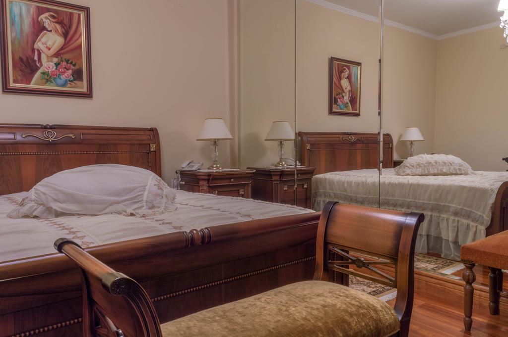 Luxury Villa Karteros Bagian luar foto
